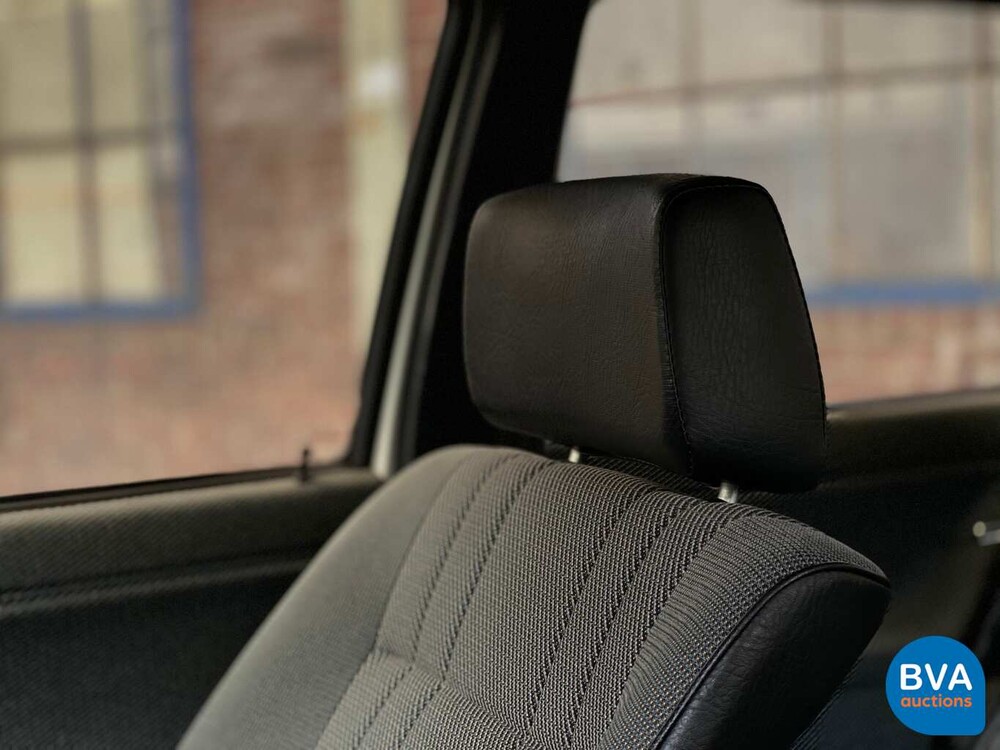 Volkswagen Golf II 1.6 Automatisch -42.000km! Original NL-1991, ZG-80-NV.