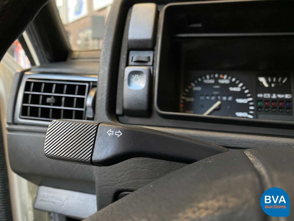 Volkswagen Golf II 1.6 Automatisch -42.000km! Original NL-1991, ZG-80-NV.