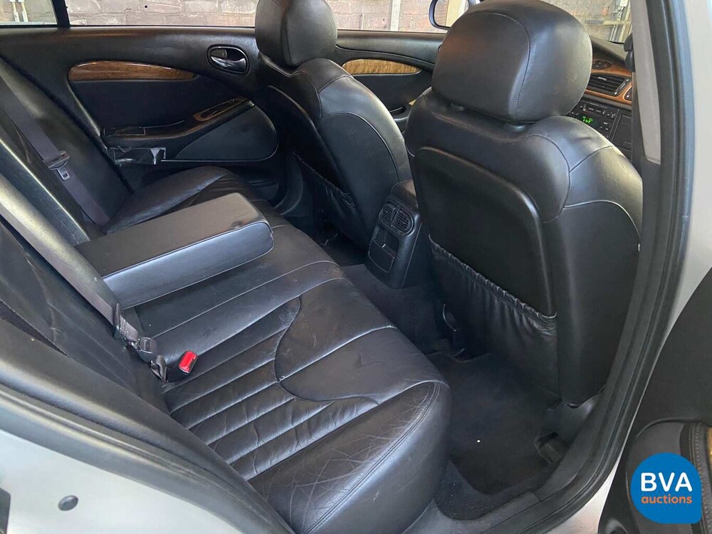 Jaguar S-Type 4.0L V8 276 PS 1999, 94-DH-FX.