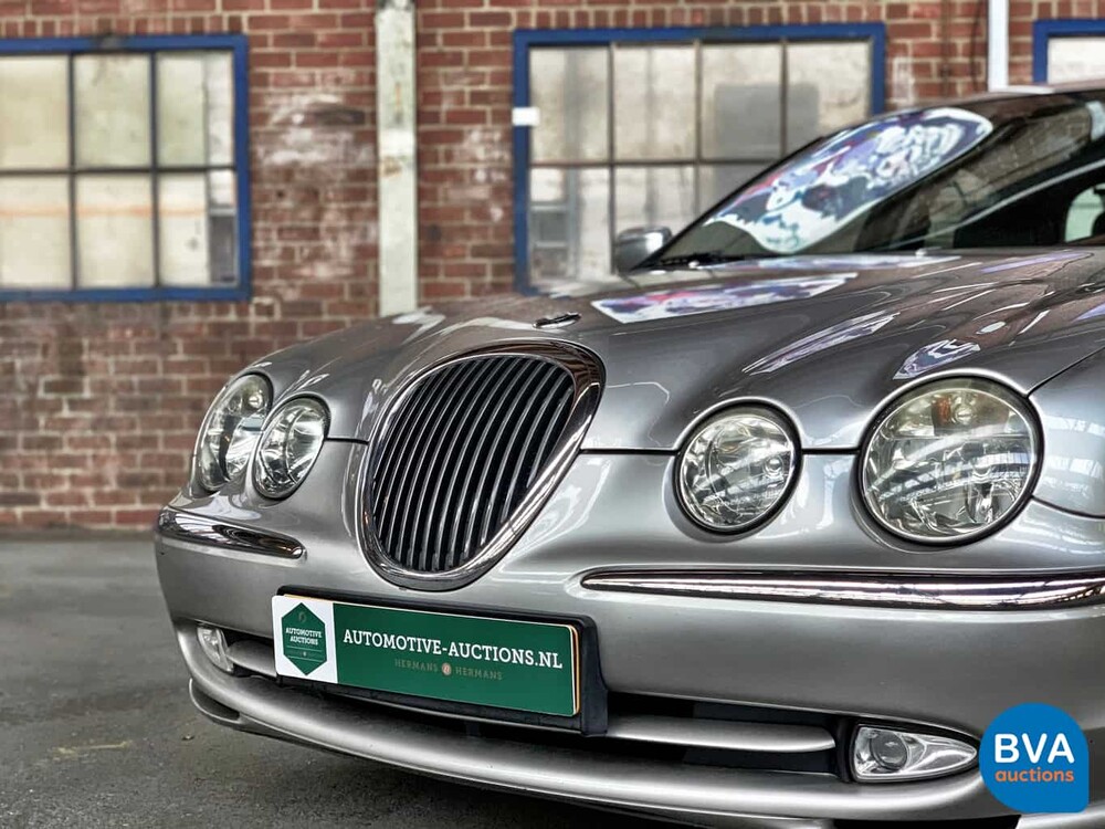 Jaguar S-Type 4.0L V8 276 PS 1999, 94-DH-FX.