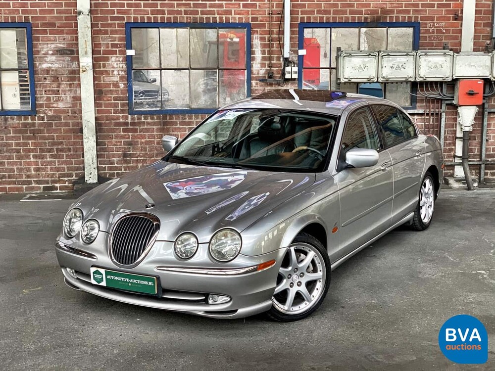 Jaguar S-Type 4.0L V8 276 PS 1999, 94-DH-FX.
