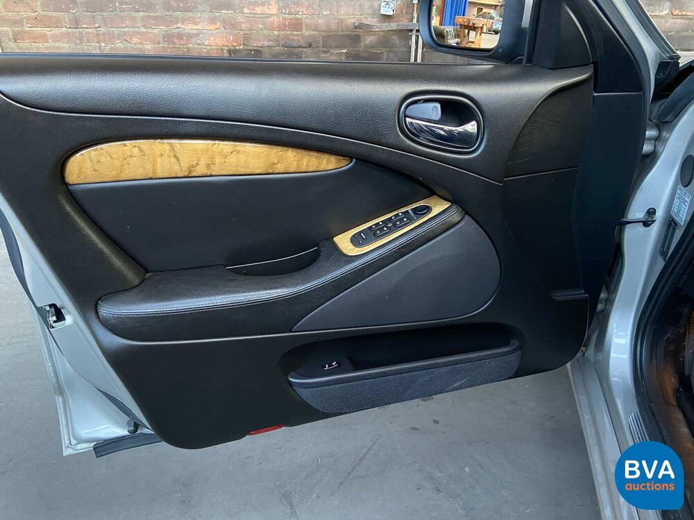 Jaguar S-Type 4.0L V8 276 PS 1999, 94-DH-FX.