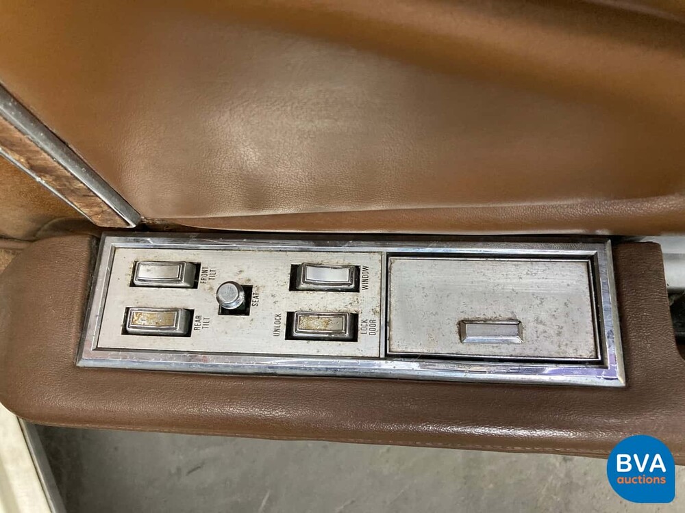 Lincoln Continental 7.5L MK3 Automatic 333 PS 1971, AM-01-68.