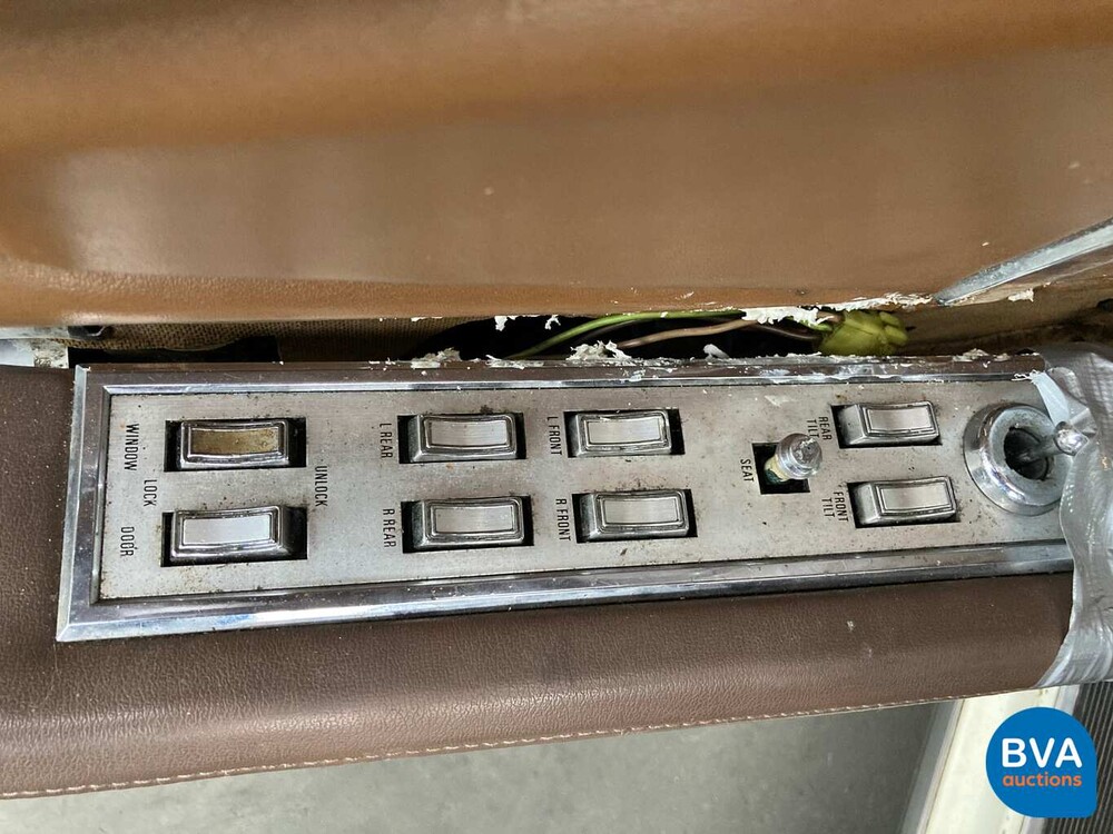 Lincoln Continental 7.5L MK3 Automatic 333 PS 1971, AM-01-68.