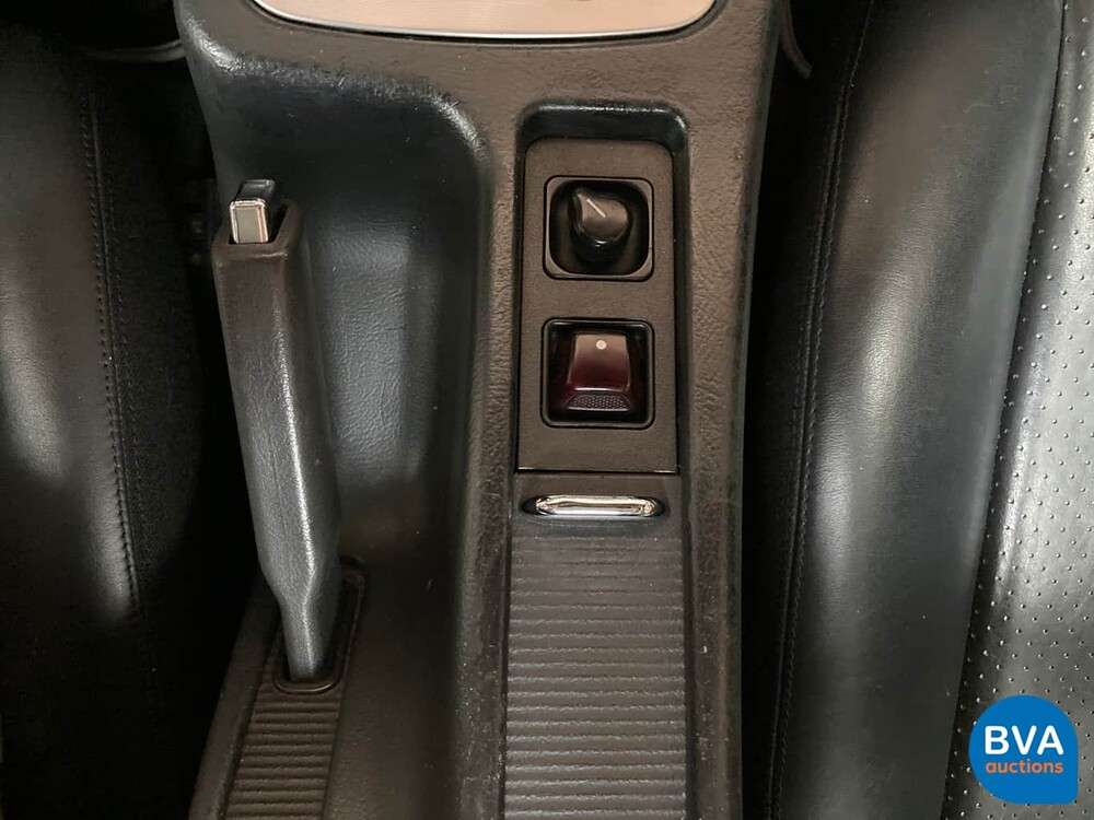 Mercedes-Benz SLK320 3.2L Roadster Special Edition (R170) 218 PS 2002, 83-JT-NS.