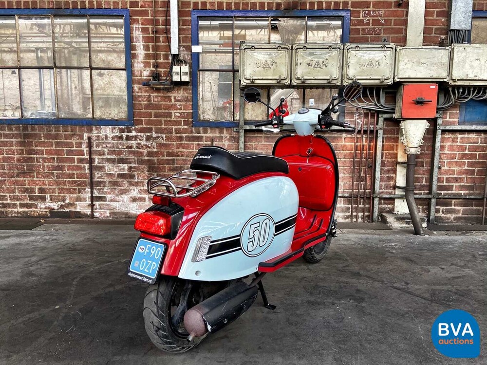 Scomadi Turismo Leggera 2015, F-900-ZP.