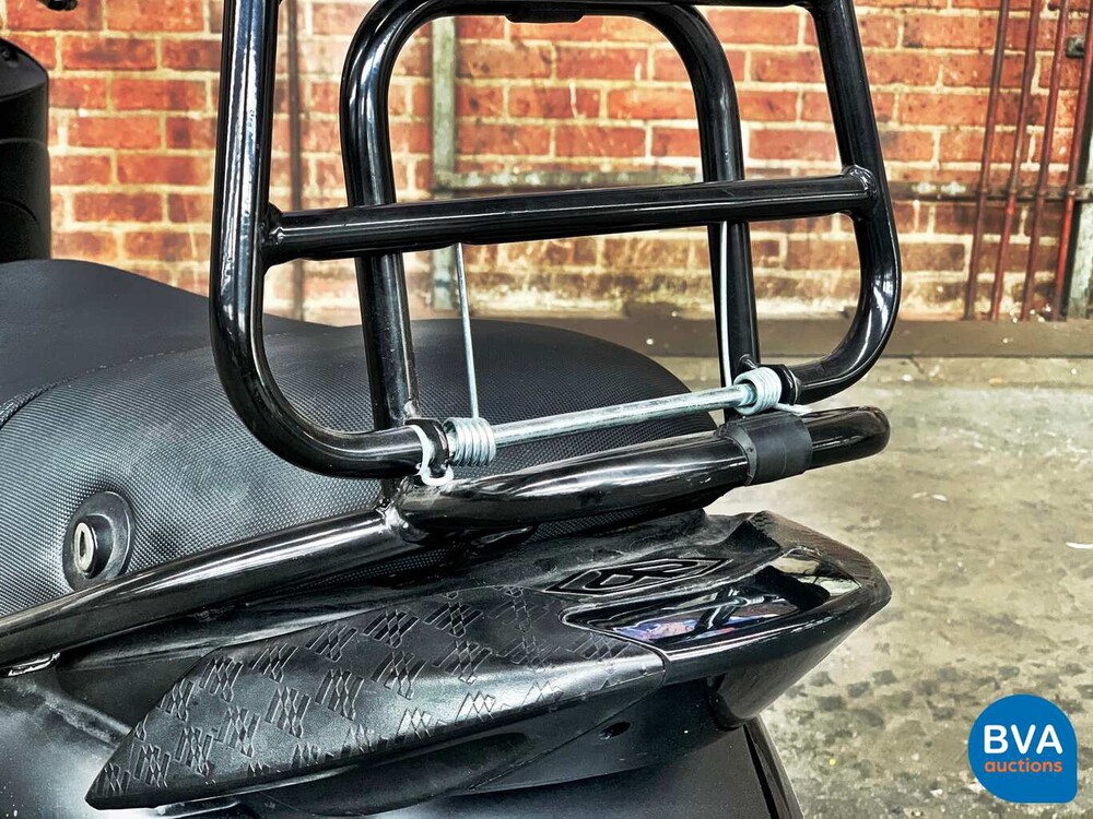 Piaggio Zip C25DM Schnurrbart Roller 50cc 4S 2014, F-104-SP.