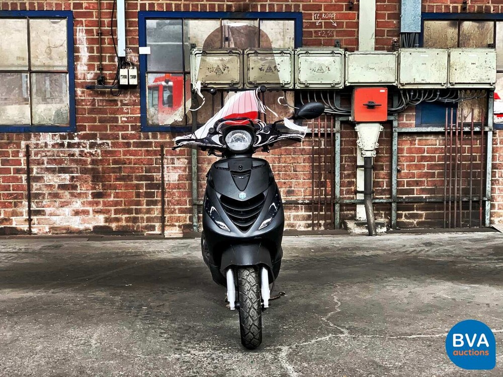 Piaggio Zip C25DM Schnurrbart Roller 50cc 4S 2014, F-104-SP.