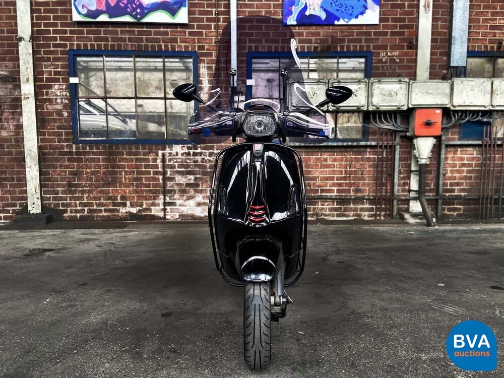 Piaggo Vespa Sprint 4-Takt 2015, F-841-ZB.