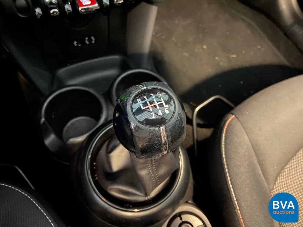 Mini Cooper Cabriolet 1.5 John Cooper Works 2016, JX-828-F.