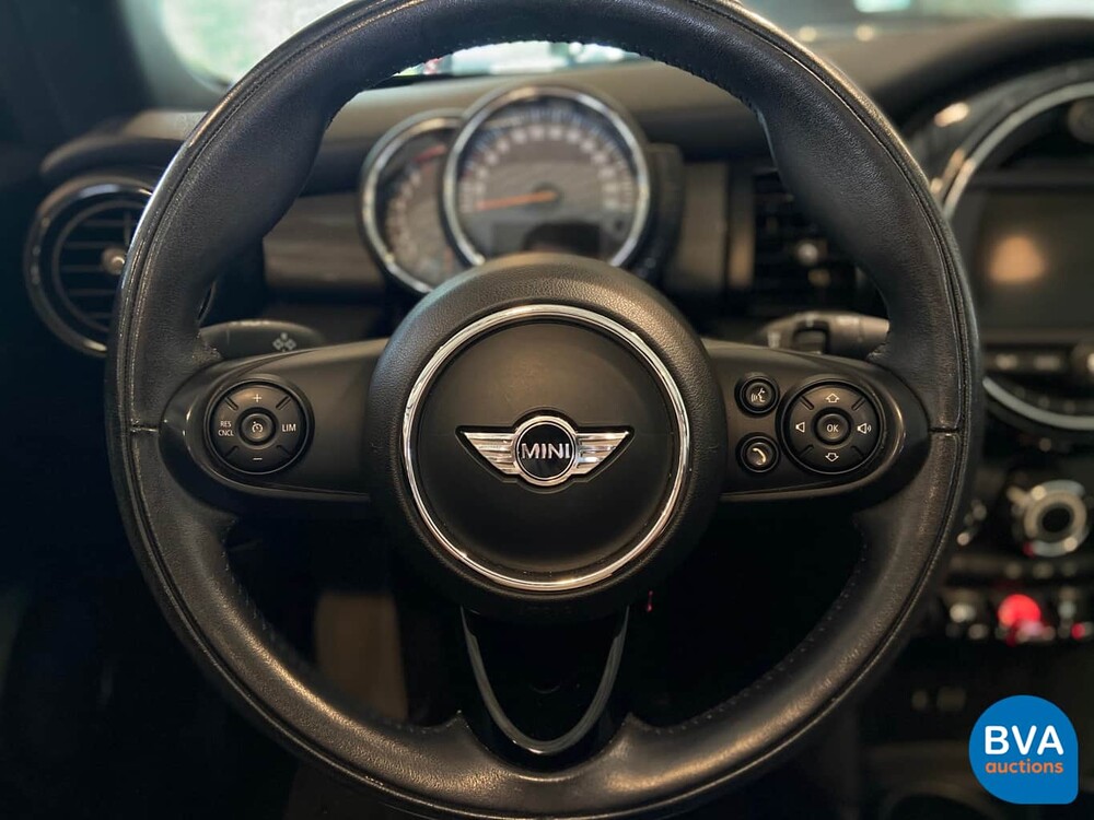 Mini Cooper Cabriolet 1.5 John Cooper Works 2016, JX-828-F.