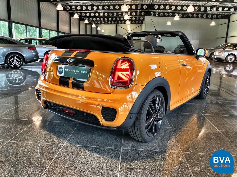 Mini Cooper Cabriolet 1.5 John Cooper Works 2016, JX-828-F.