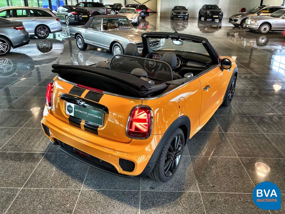 Mini Cooper Cabriolet 1.5 John Cooper Works 2016, JX-828-F.