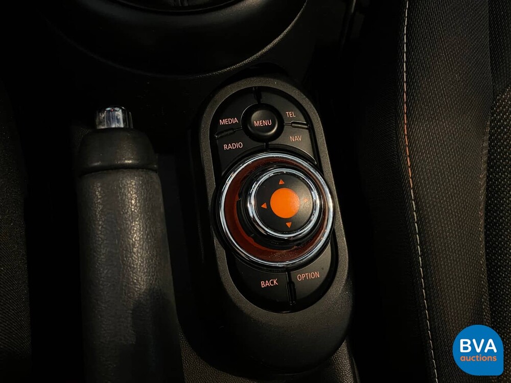 Mini Cooper Cabriolet 1.5 John Cooper Works 2016, JX-828-F.