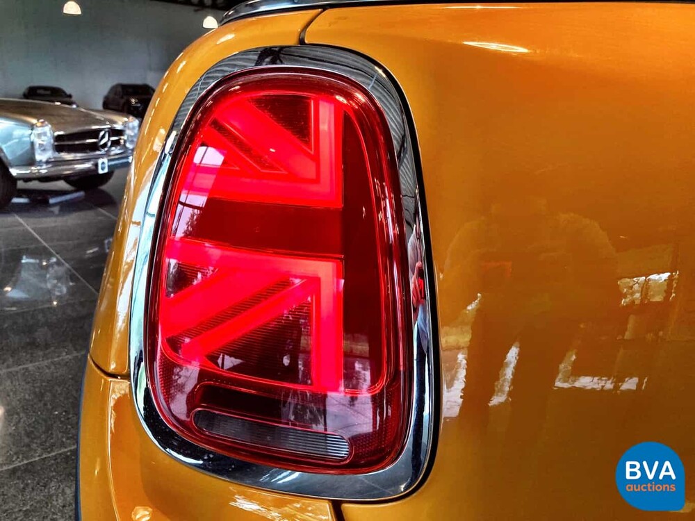 Mini Cooper Cabriolet 1.5 John Cooper Works 2016, JX-828-F.