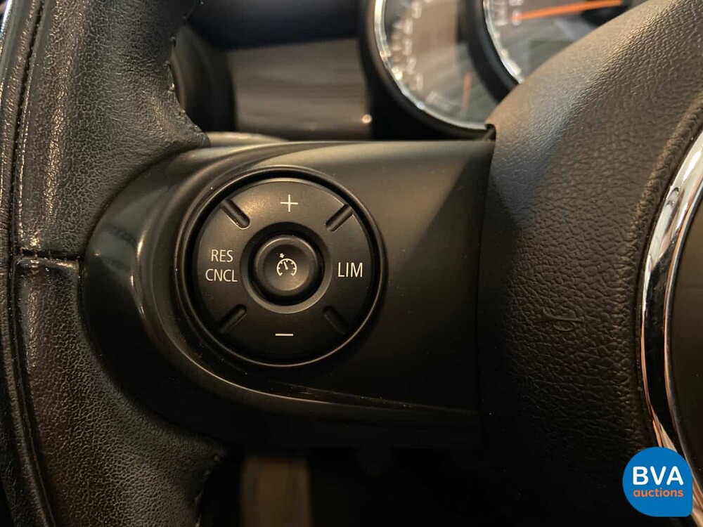 Mini Cooper Cabriolet 1.5 John Cooper Works 2016, JX-828-F.