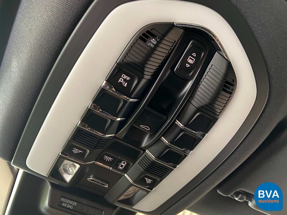 Porsche Macan S 3.0 D -Facelift- 258 PS 2016 Sport-Chrono, KH-192-V.