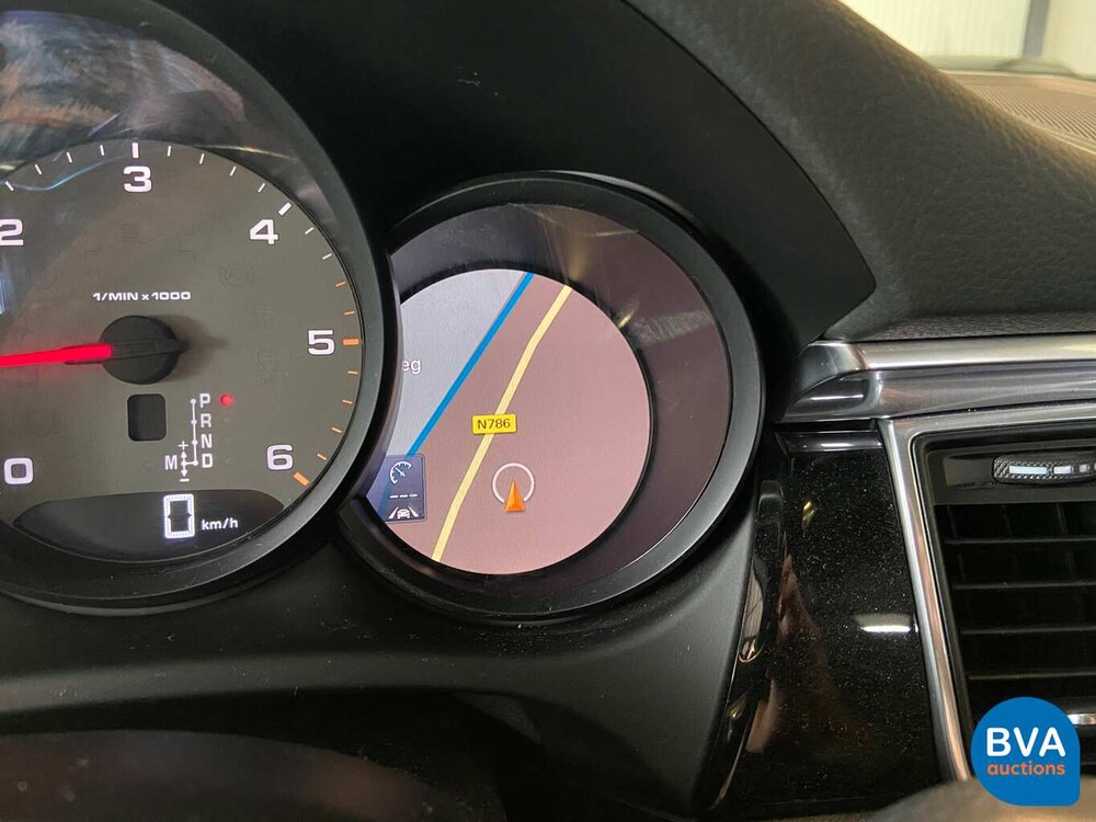 Porsche Macan S 3.0 D -Facelift- 258 PS 2016 Sport-Chrono, KH-192-V.