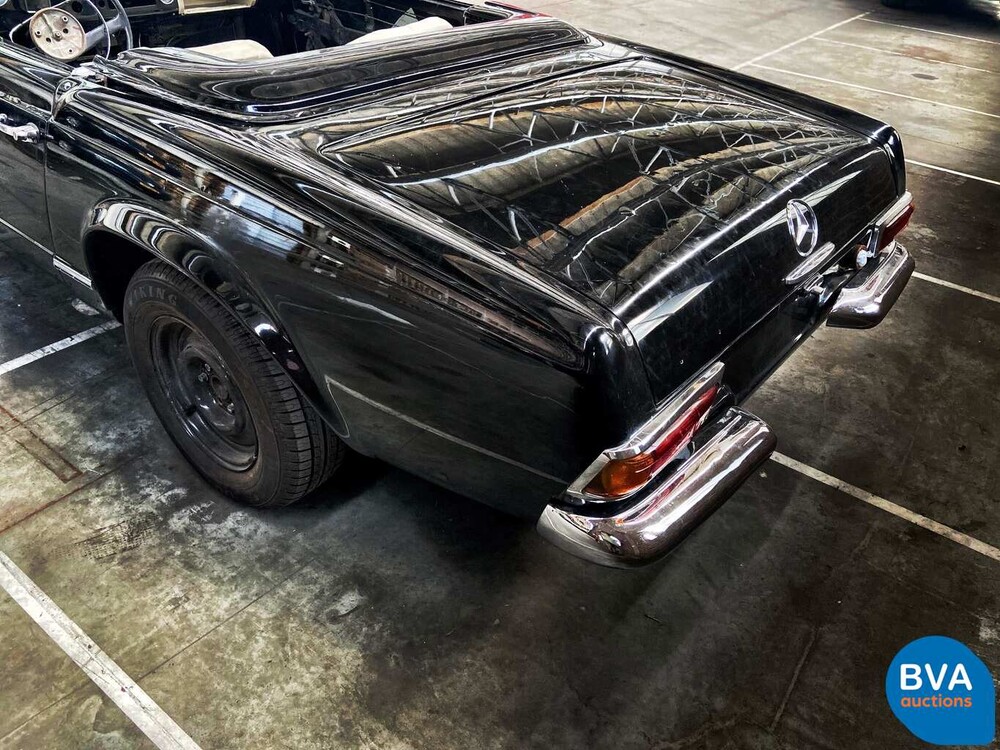 Mercedes-Benz 230SL Pagode W113 1966