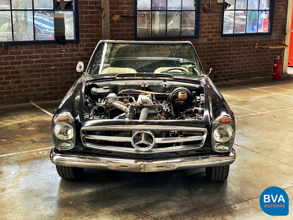 Mercedes-Benz 230SL Pagode W113 1966