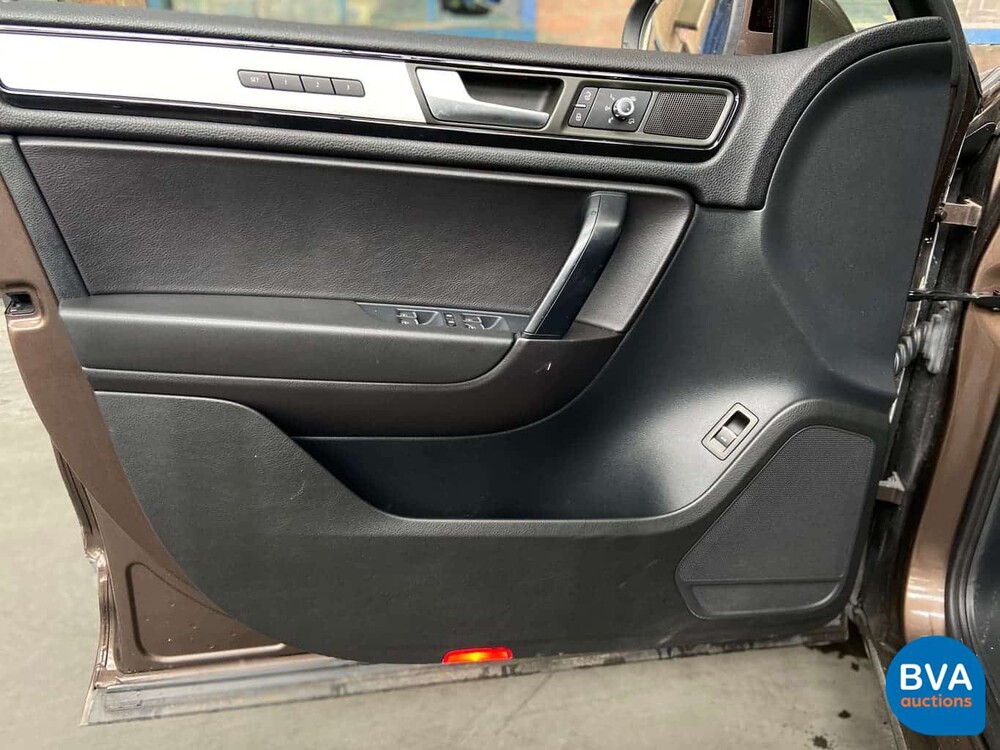 Volkswagen Touareg 3.0 TDI Highline 245hp 2011, 72-SLR-6.