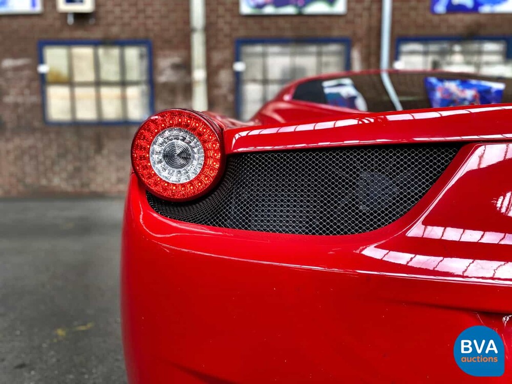 Ferrari 458 Italia 570 PS 2010.