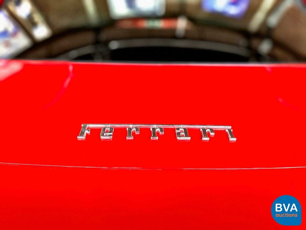 Ferrari 458 Italia 570 PS 2010.