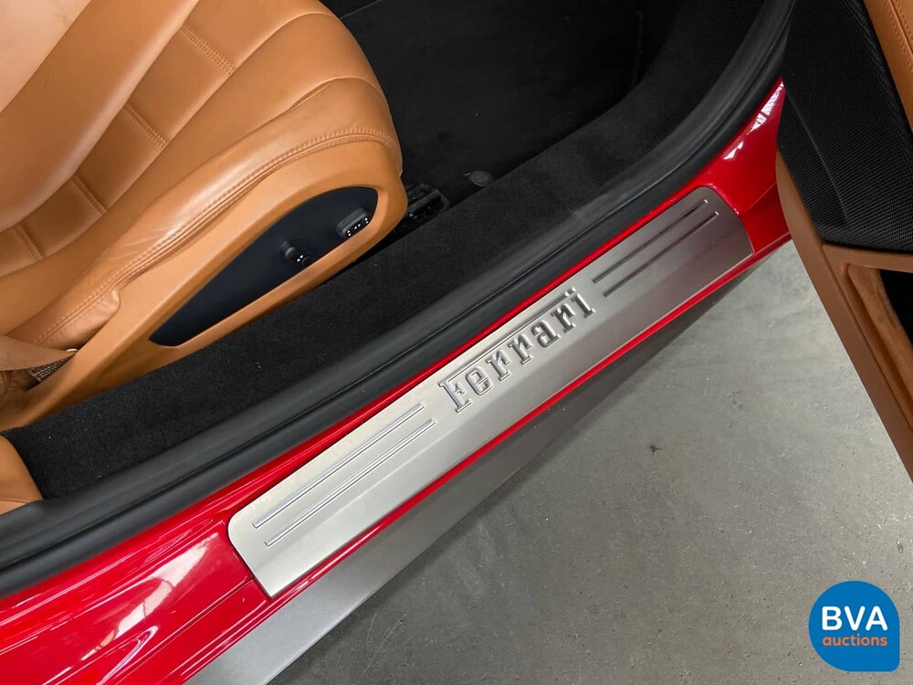 Ferrari 458 Italia 570 PS 2010.