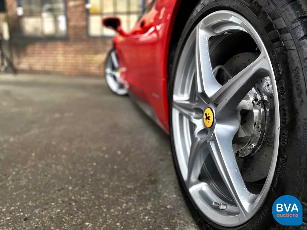 Ferrari 458 Italia 570 PS 2010.