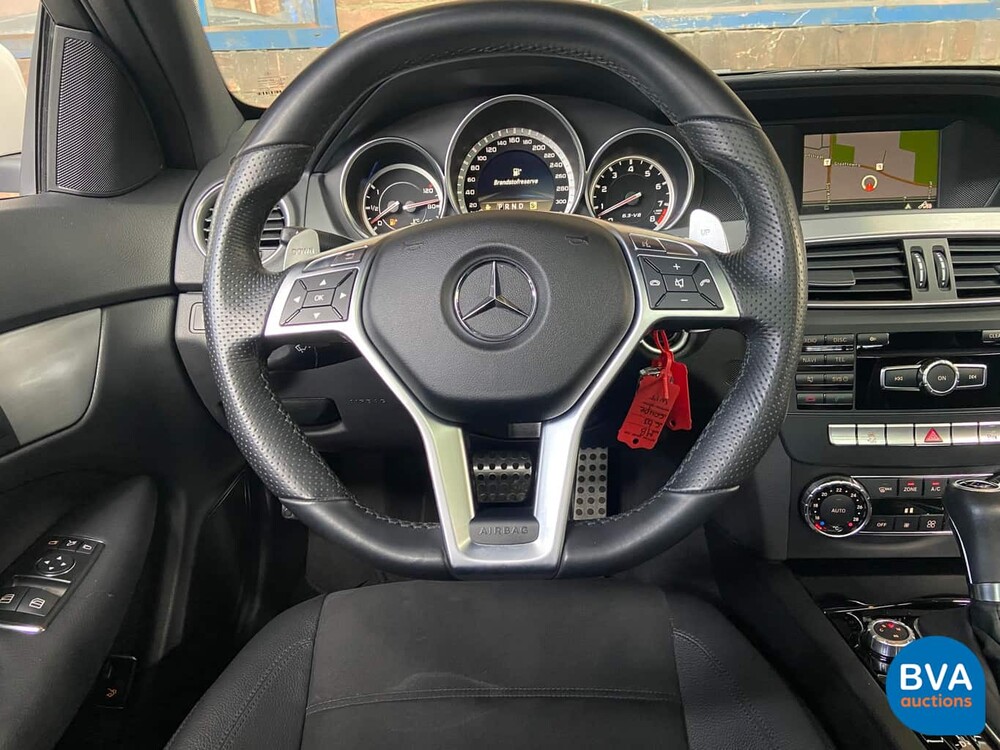 Mercedes-Benz C63 AMG Coupé 6.2 V8 457hp Designo 2012.