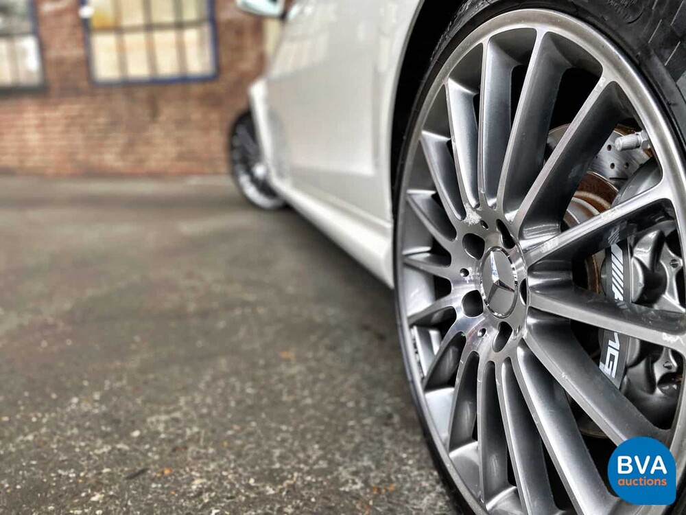 Mercedes-Benz C63 AMG Coupé 6.2 V8 457hp Designo 2012.