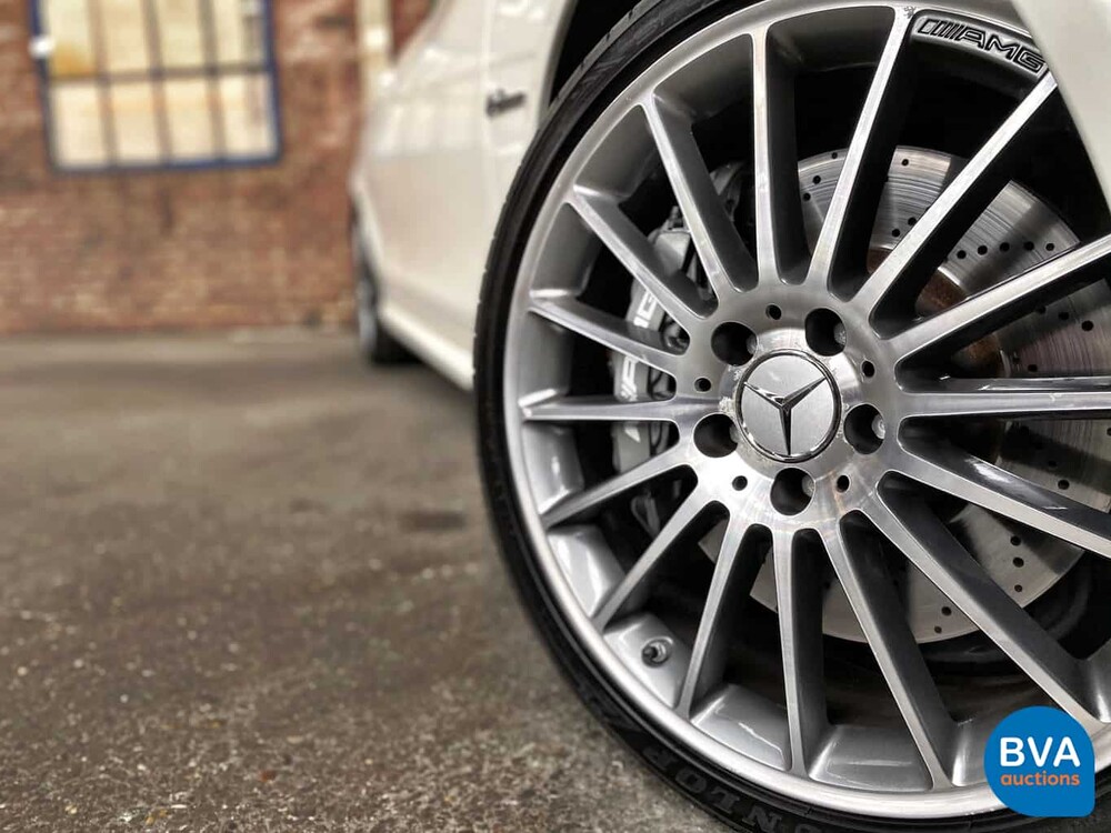 Mercedes-Benz C63 AMG Coupé 6.2 V8 457hp Designo 2012.