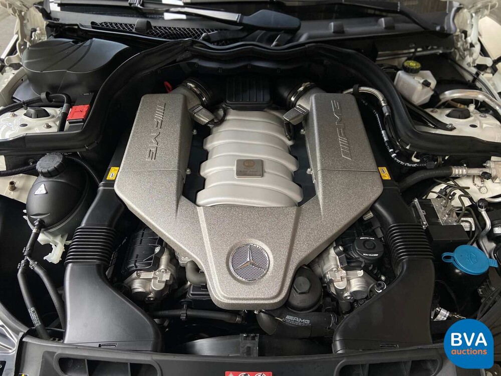 Mercedes-Benz C63 AMG Coupé 6.2 V8 457hp Designo 2012.