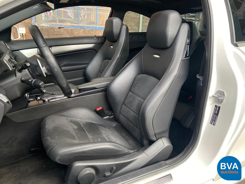 Mercedes-Benz C63 AMG Coupé 6.2 V8 457hp Designo 2012.