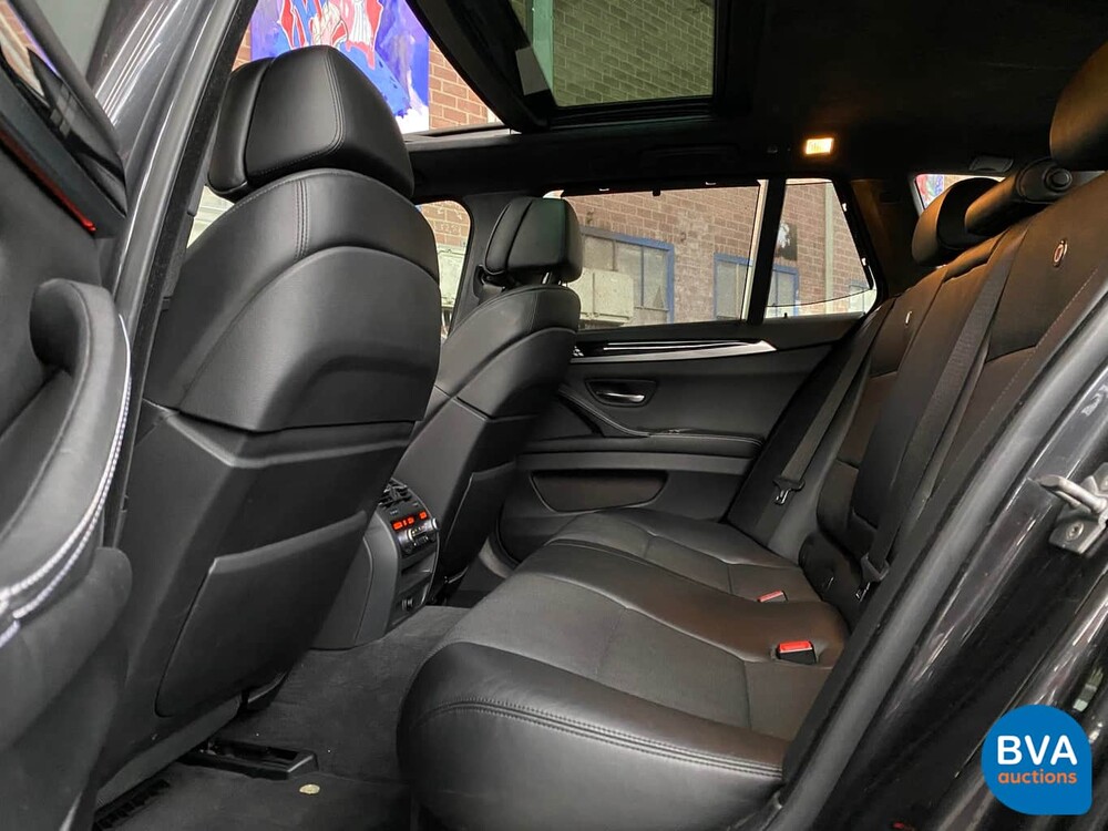 BMW Alpina B5 Bi-Turbo Touring 507 PS / 700 Nm 2011, niederländisches Kennzeichen.