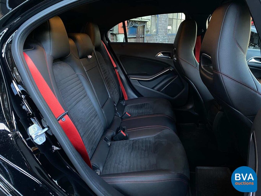 Mercedes-Benz A45 AMG 4Matic 381pk -Facelift- A-Klasse 2016, J-826-LT