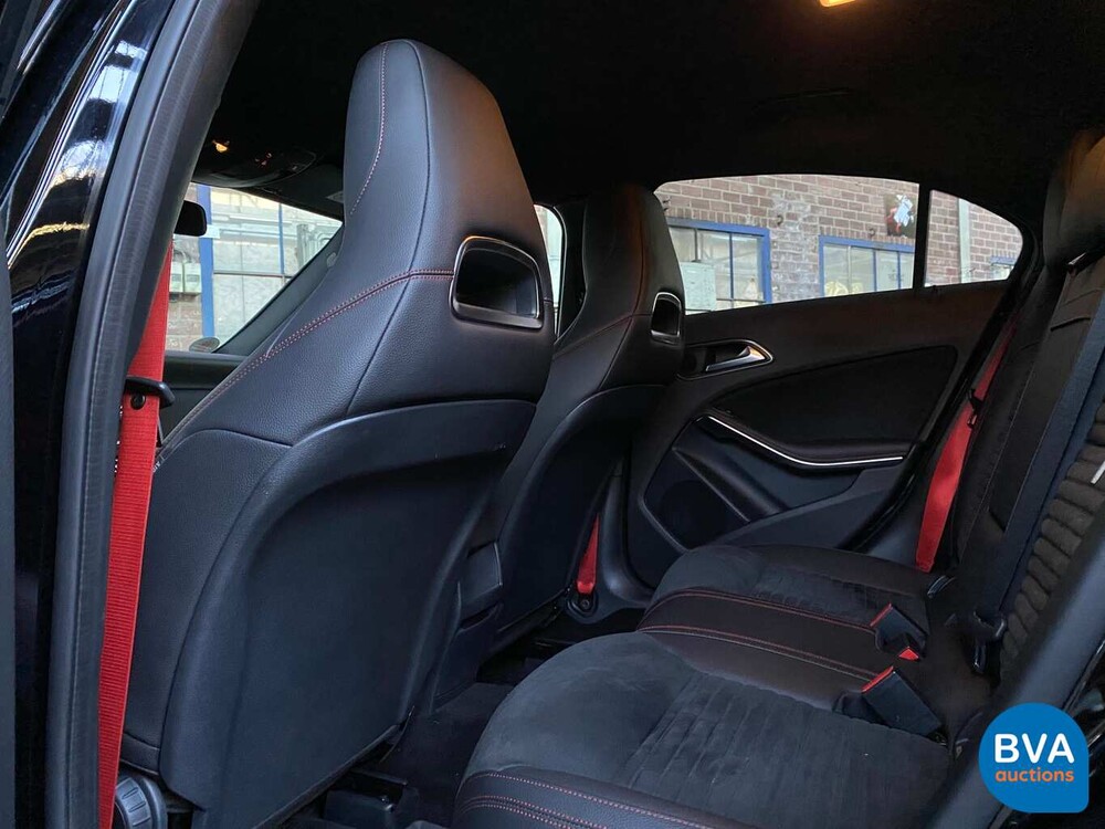 Mercedes-Benz A45 AMG 4Matic 381pk -Facelift- A-Klasse 2016, J-826-LT