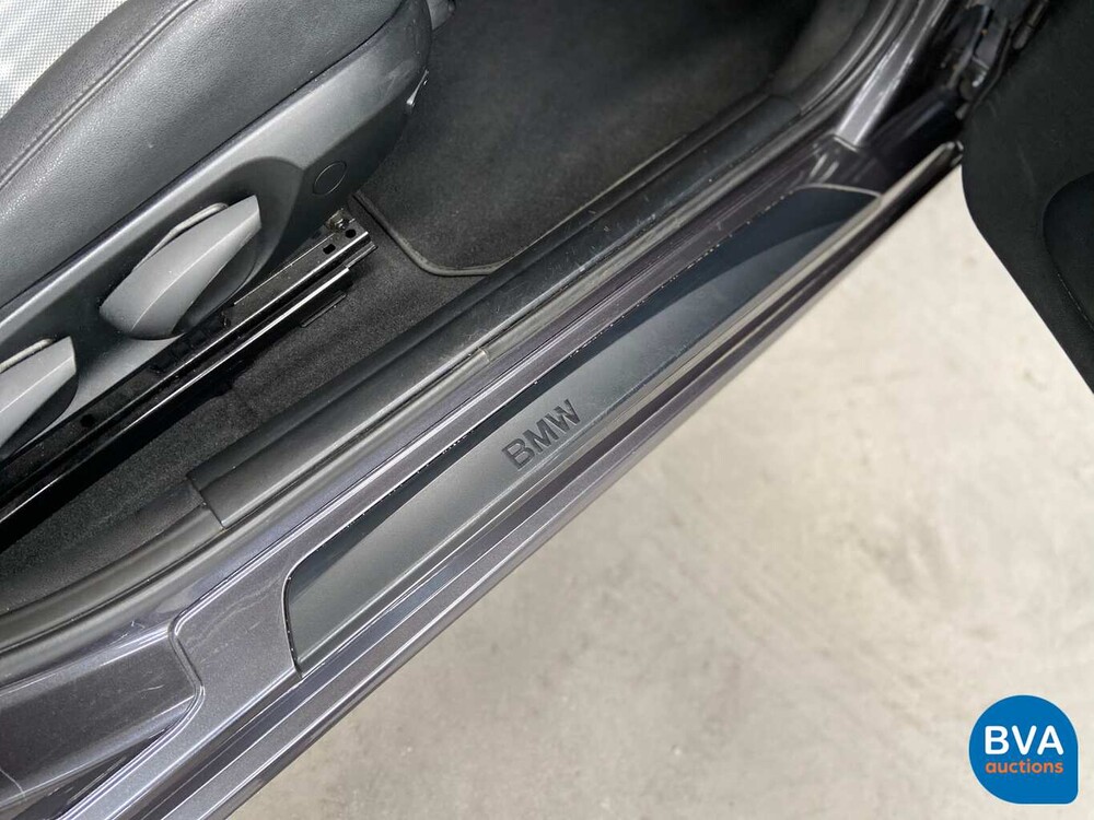 BMW 120i 150pk 1-serie 2004, 71-PR-LN