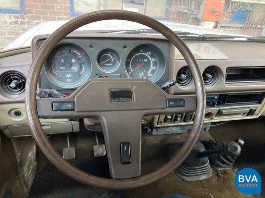 Toyota Landcruiser FJ60 2F 135hp 1982.