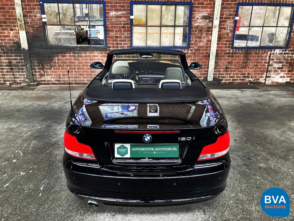BMW 120i Cabriolet 170 PS 1er 2008, 31-XFX-1.