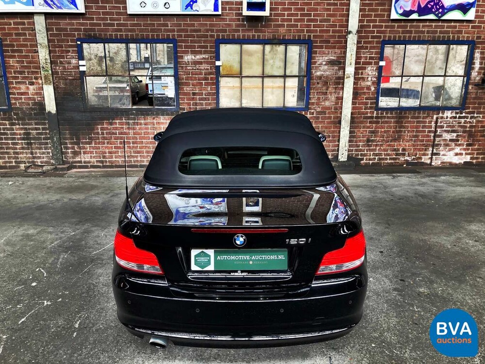 BMW 120i Cabriolet 170 PS 1er 2008, 31-XFX-1.