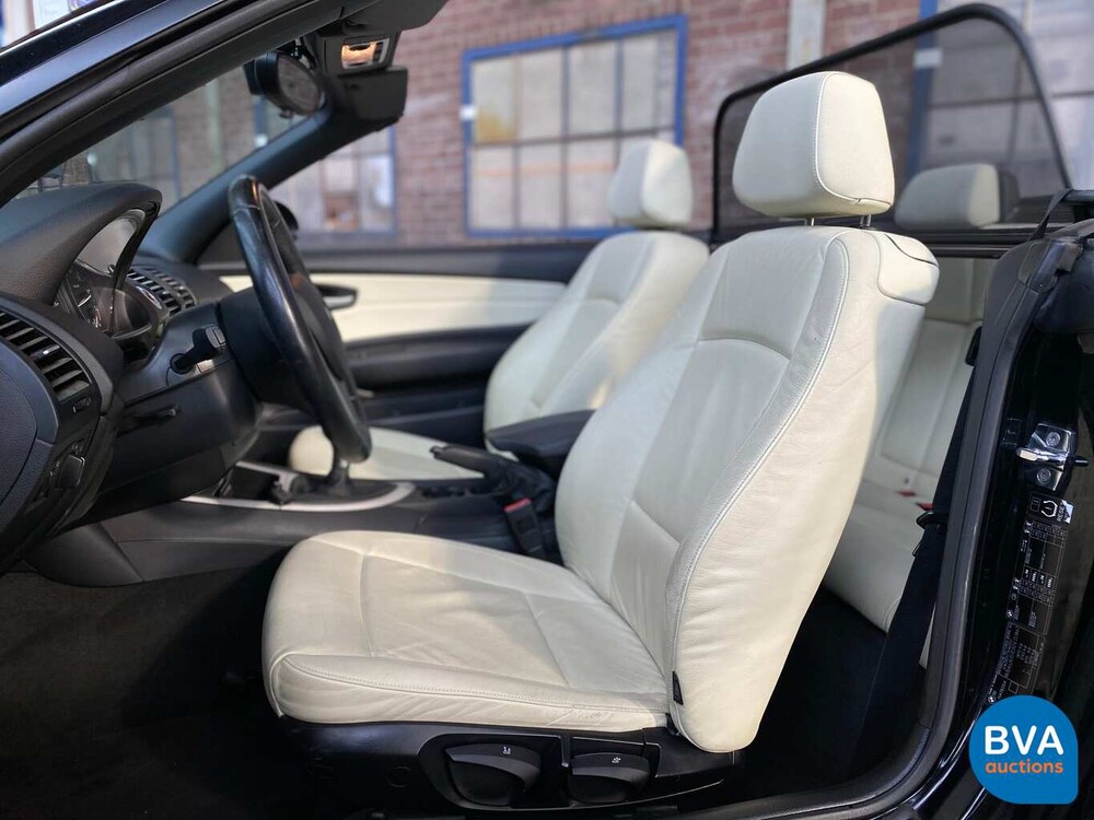 BMW 120i Cabriolet 170 PS 1er 2008, 31-XFX-1.