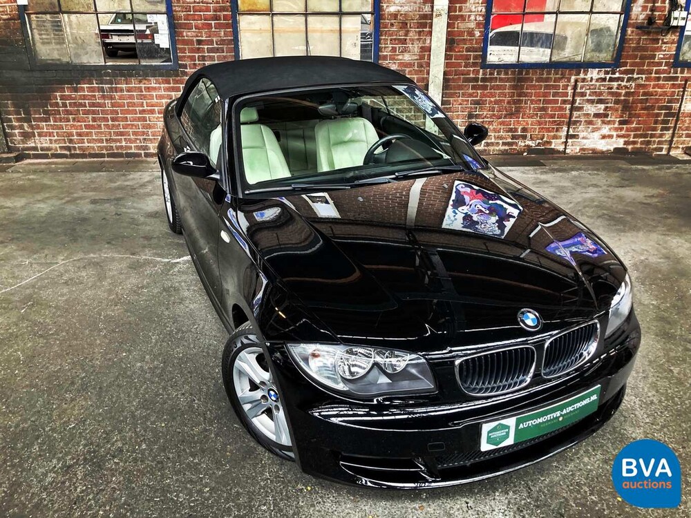 BMW 120i Cabriolet 170 PS 1er 2008, 31-XFX-1.