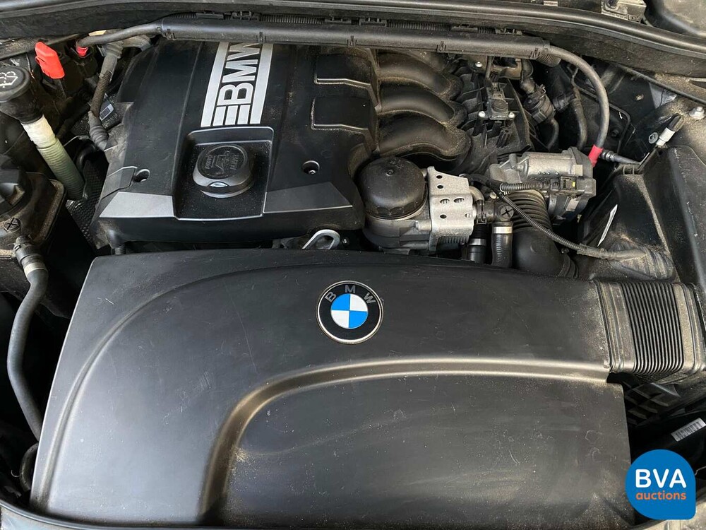 BMW 120i Cabriolet 170 PS 1er 2008, 31-XFX-1.