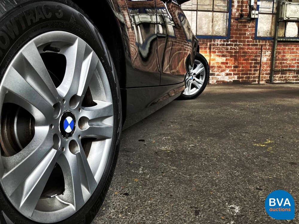 BMW 120i Cabriolet 170 PS 1er 2008, 31-XFX-1.