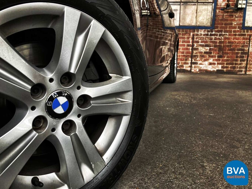 BMW 120i Cabriolet 170 PS 1er 2008, 31-XFX-1.