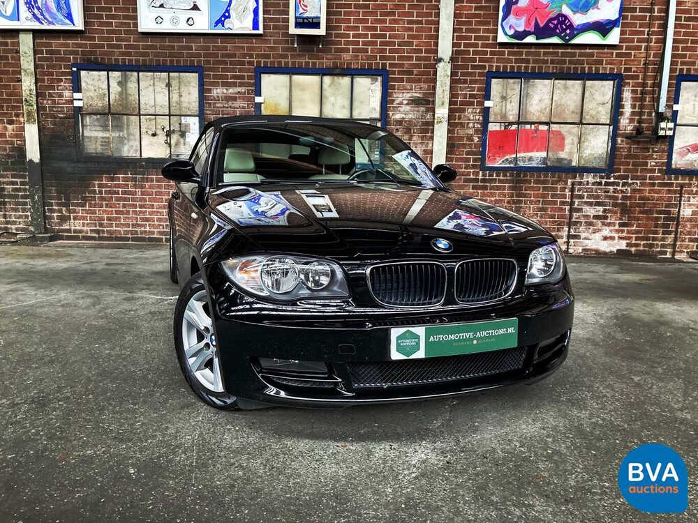 BMW 120i Cabriolet 170 PS 1er 2008, 31-XFX-1.