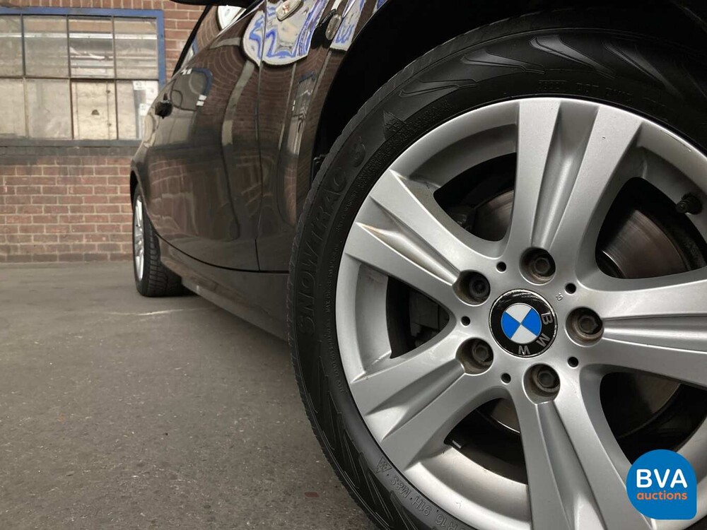 BMW 120i Cabriolet 170 PS 1er 2008, 31-XFX-1.