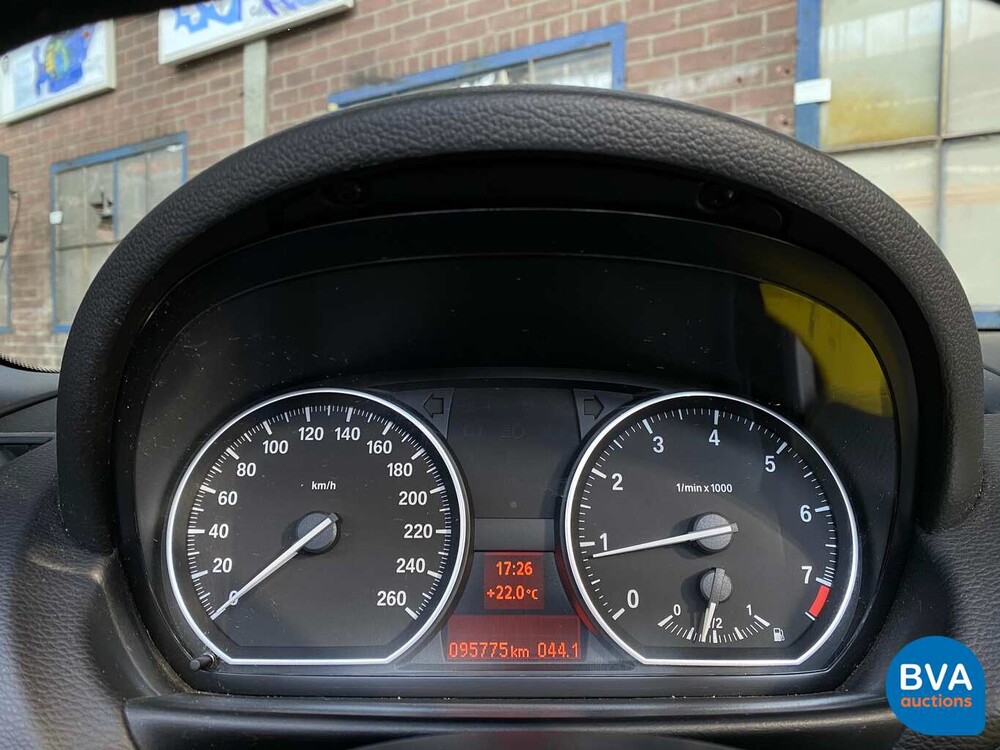 BMW 120i Cabriolet 170 PS 1er 2008, 31-XFX-1.