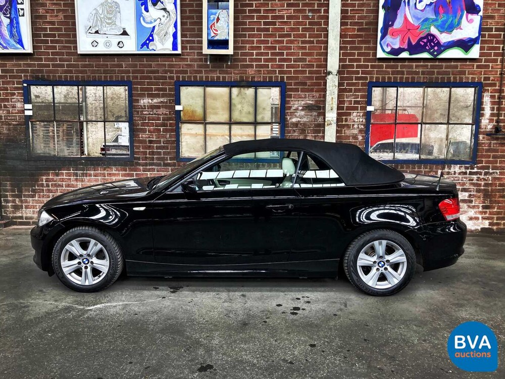 BMW 120i Cabriolet 170 PS 1er 2008, 31-XFX-1.